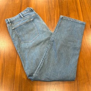 Banana Republic Traveler Jean - Size 38 x 32